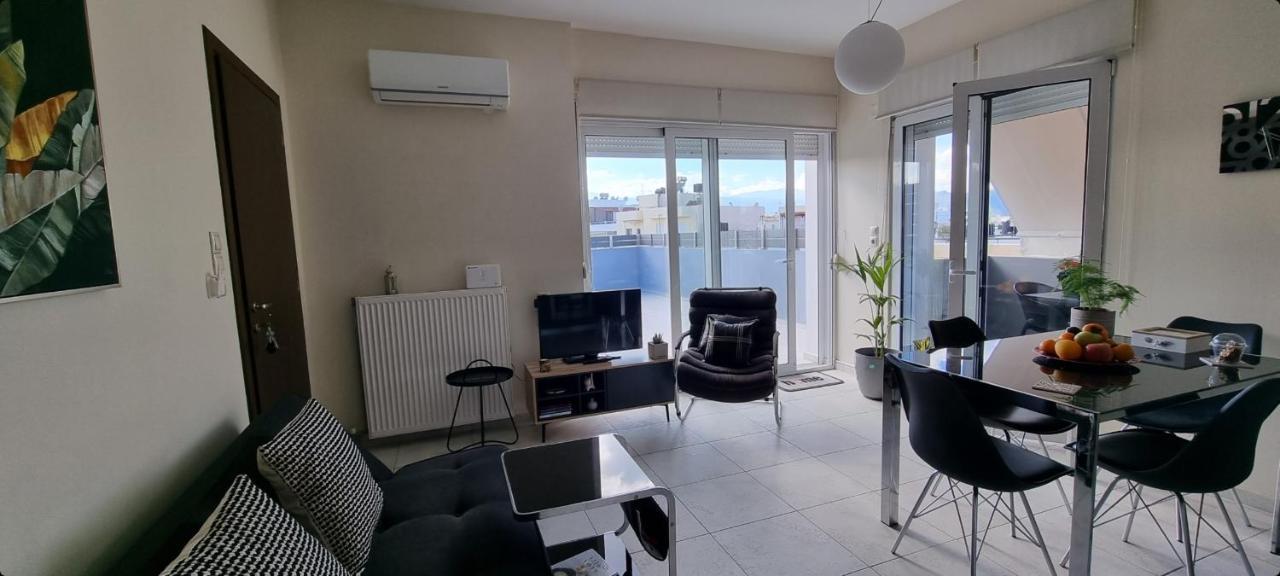 Bright & Modern Apt With View Heraklion  Ngoại thất bức ảnh