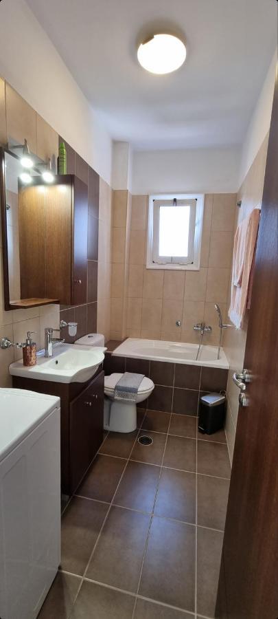 Bright & Modern Apt With View Heraklion  Ngoại thất bức ảnh